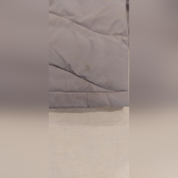 Elegant Beige Puffer Jacket for Women - Picture 9 of 16